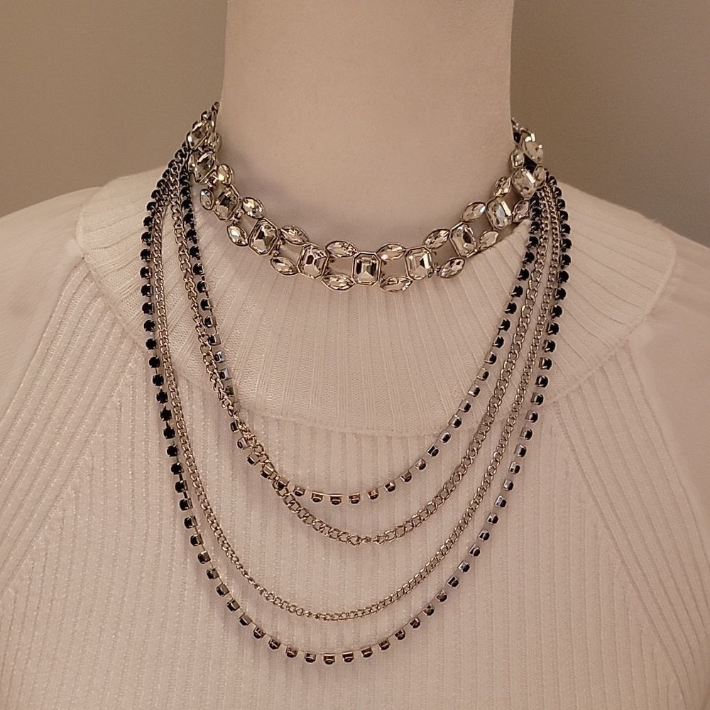 NWT  Thalia Sodi layered necklace